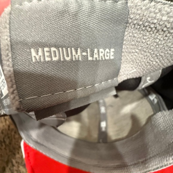 Tampa Bay Buccaneers New Era 39THIRTY Hat Cap Medium-Large Gray Stretch Fit - Picture 10 of 10